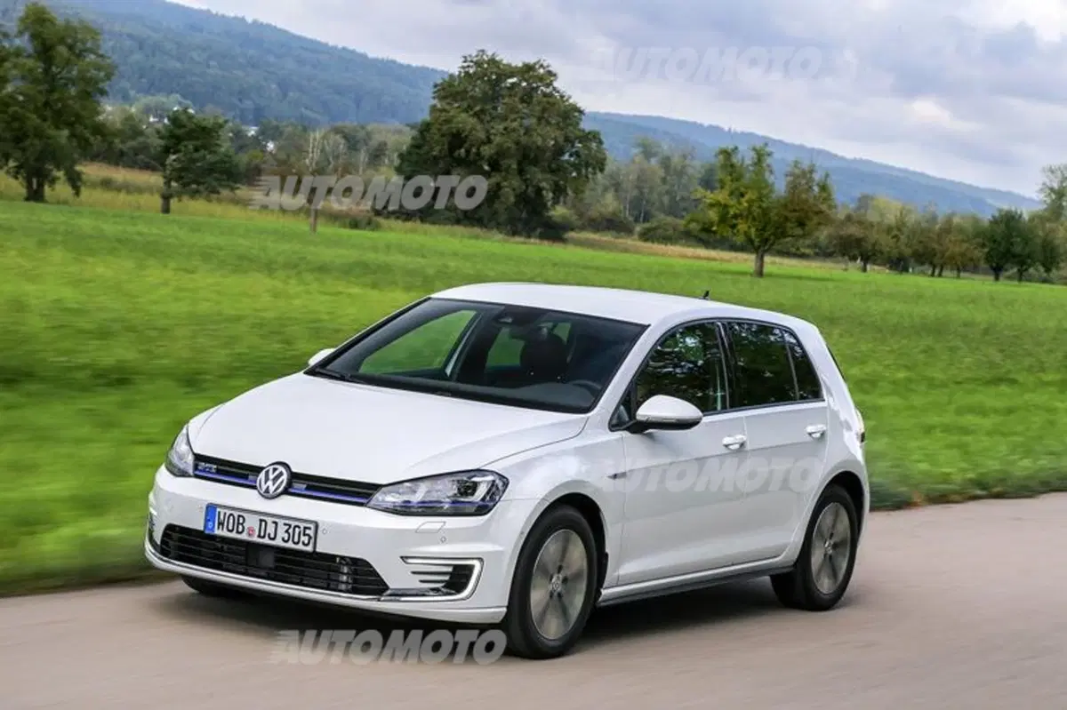 Volkswagen Golf GTE (9)