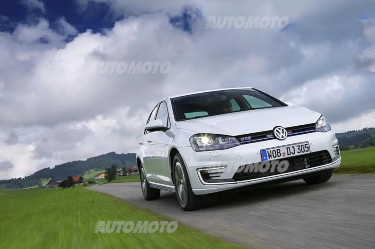 Volkswagen Golf GTE (16)