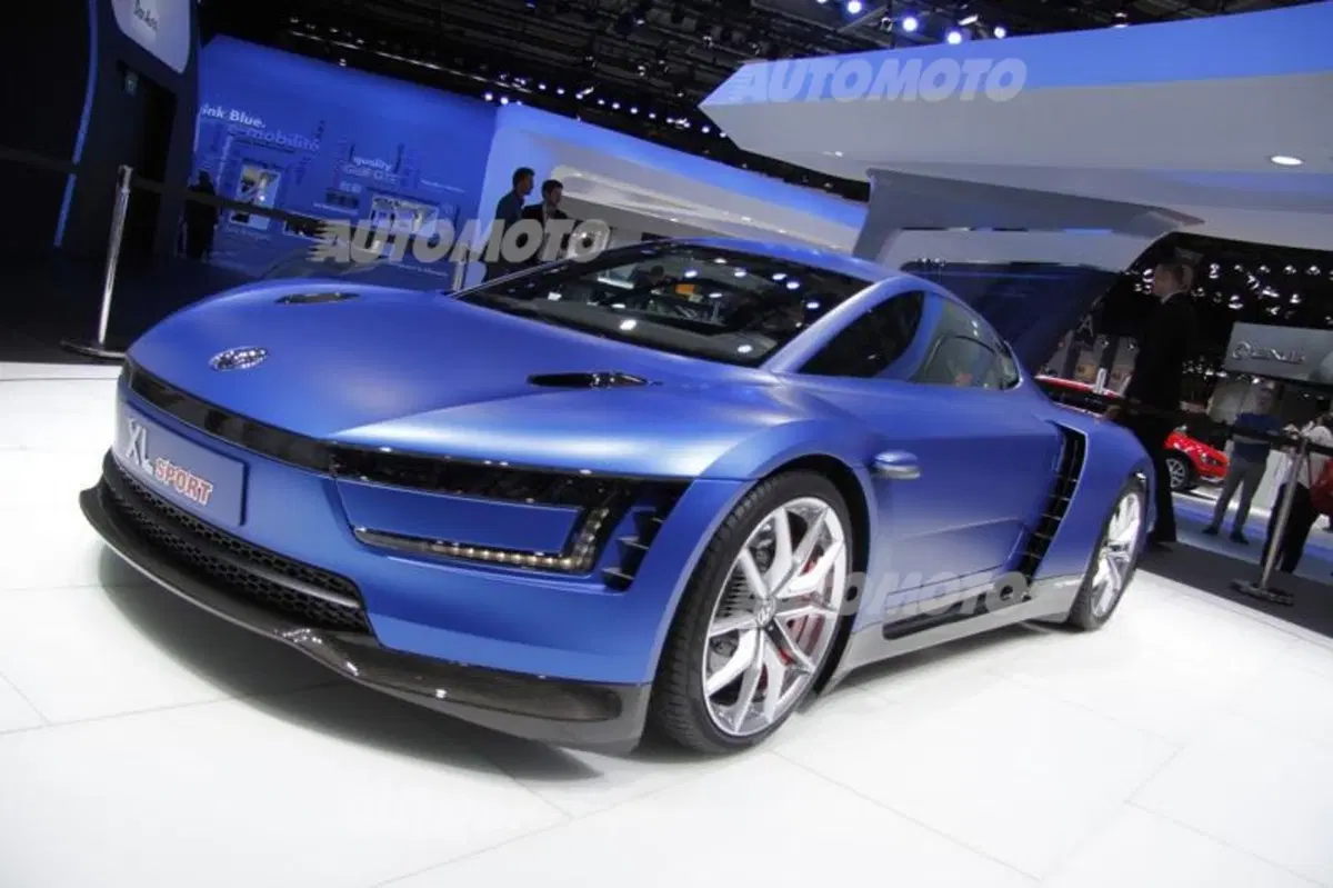 Volkswagen al Salone di Parigi 2014 (2)