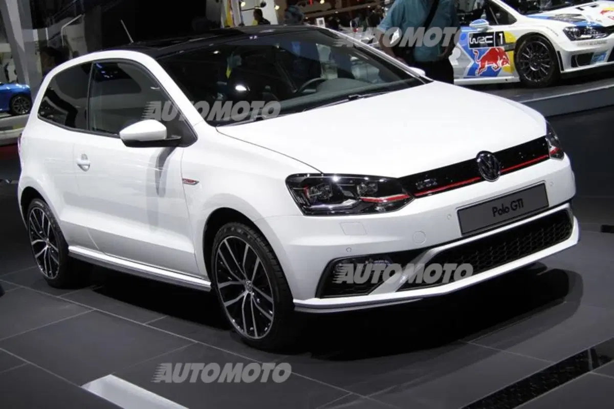 Volkswagen al Salone di Parigi 2014 (33)