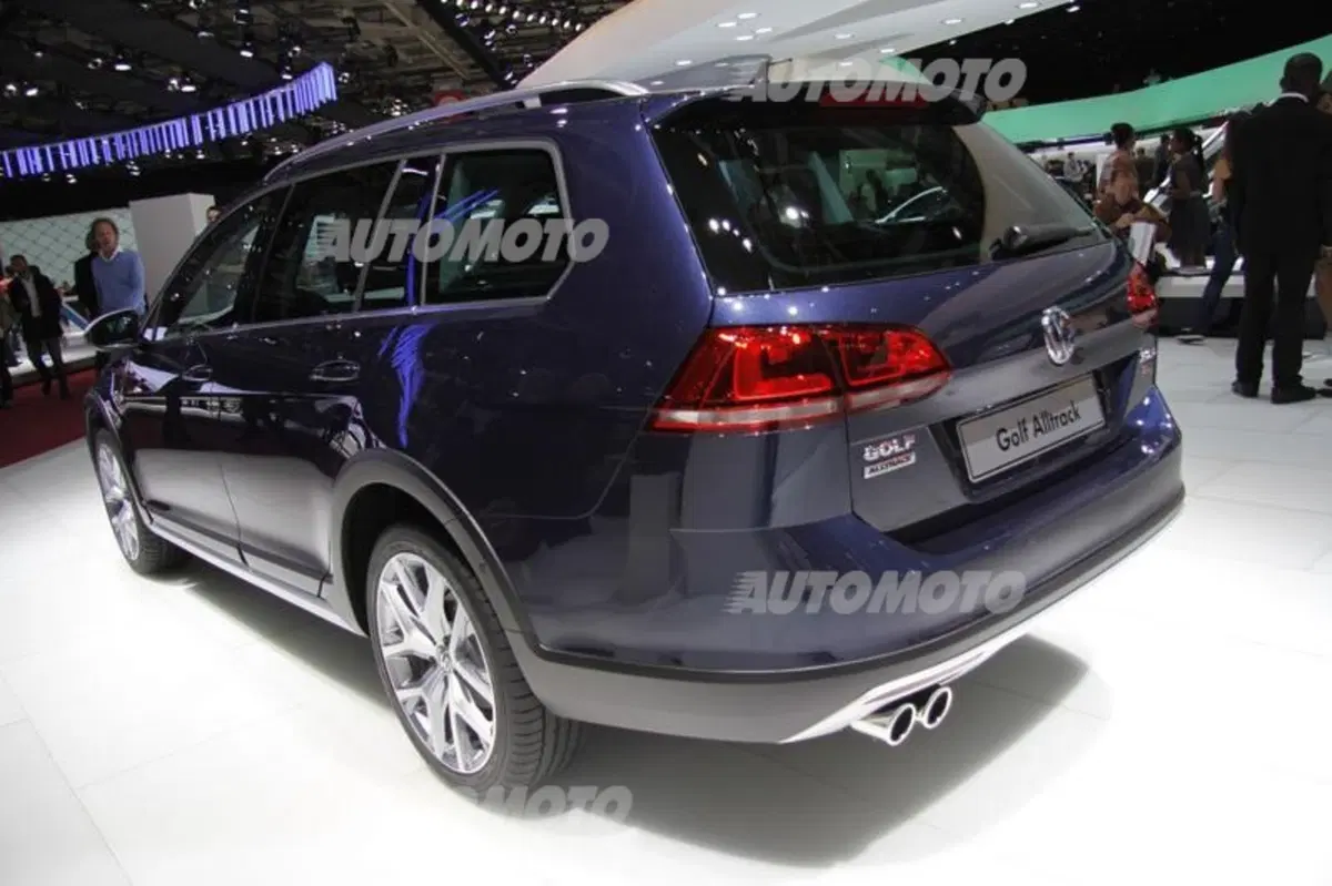 Volkswagen al Salone di Parigi 2014 (44)