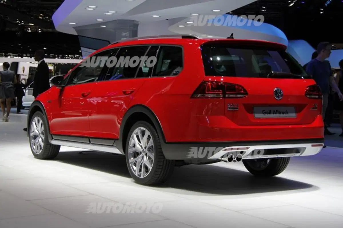 Volkswagen al Salone di Parigi 2014 (47)