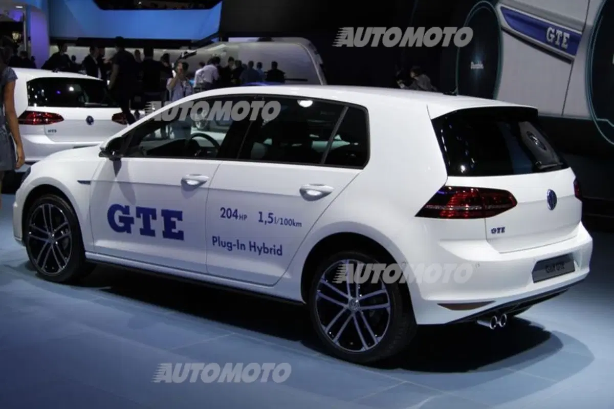 Volkswagen al Salone di Parigi 2014 (51)