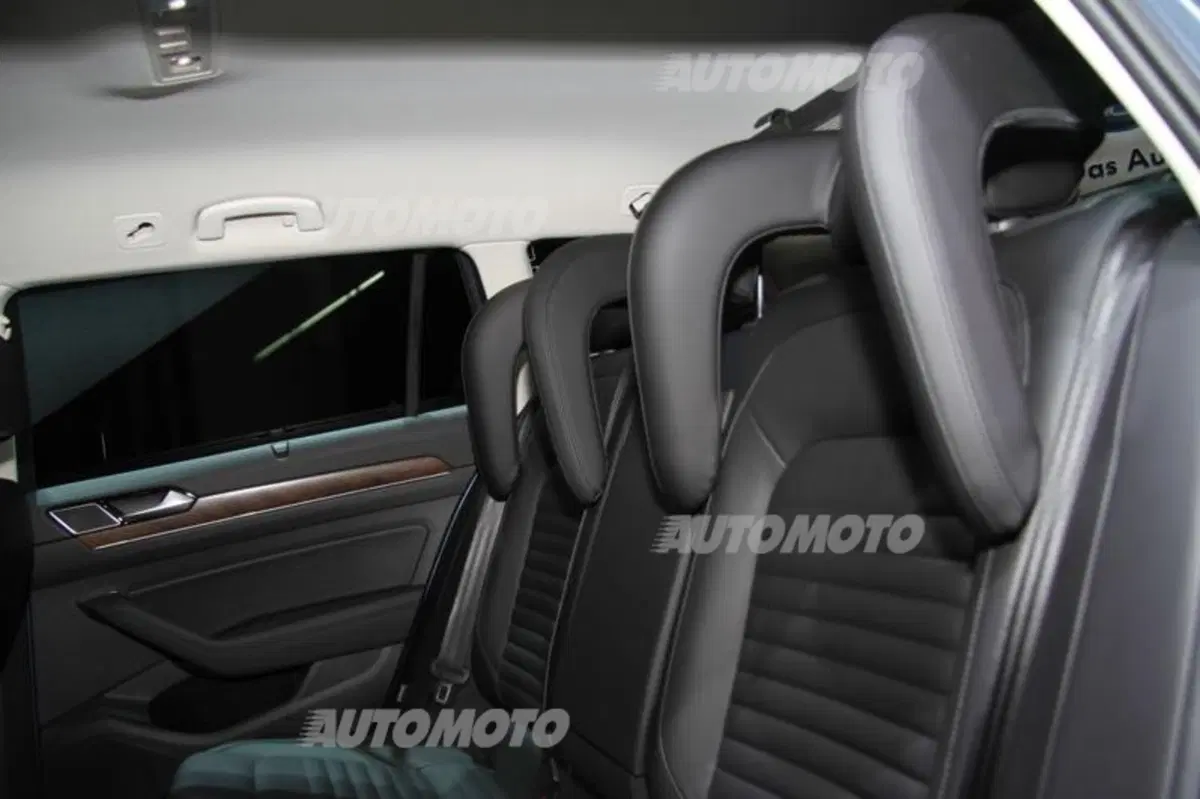 Volkswagen al Salone di Parigi 2014 (61)