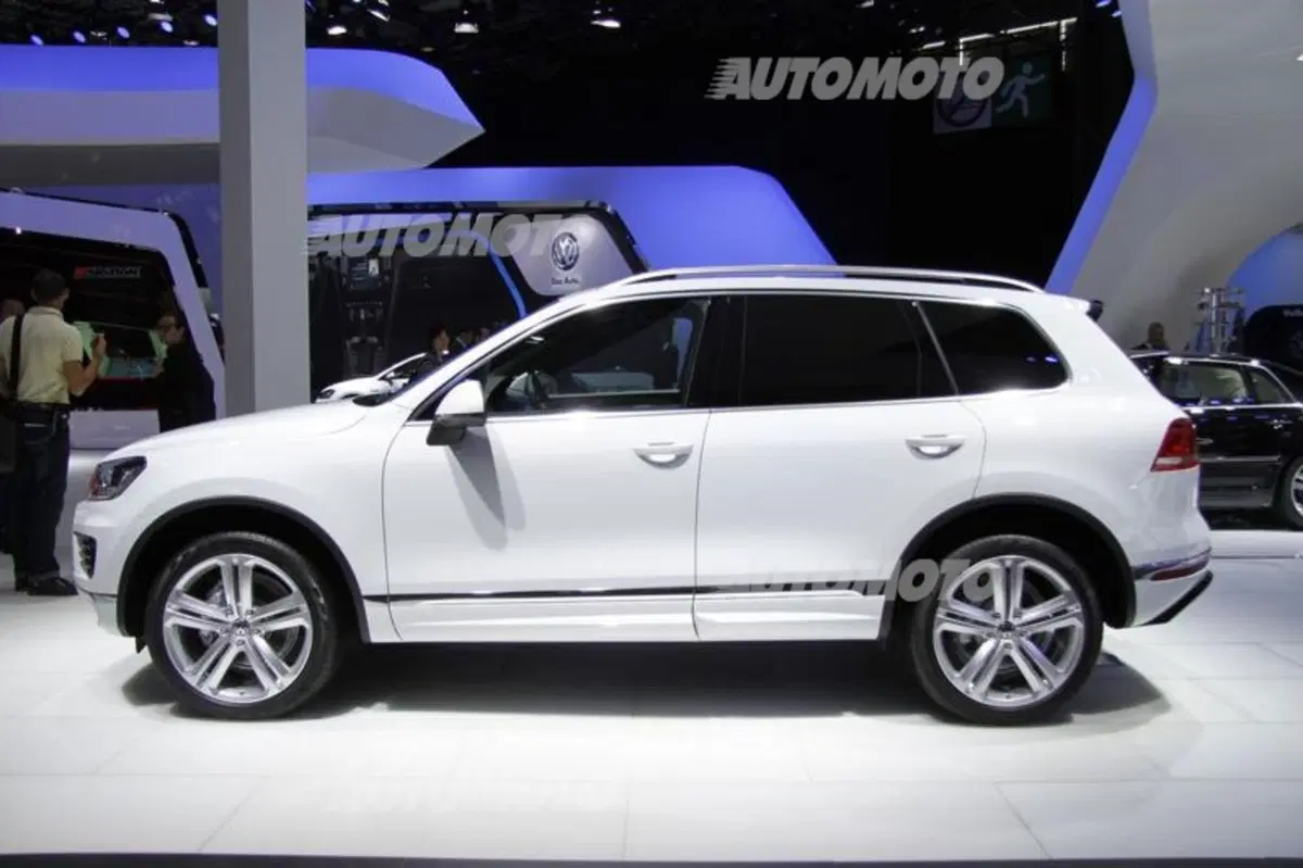 Volkswagen al Salone di Parigi 2014 (64)