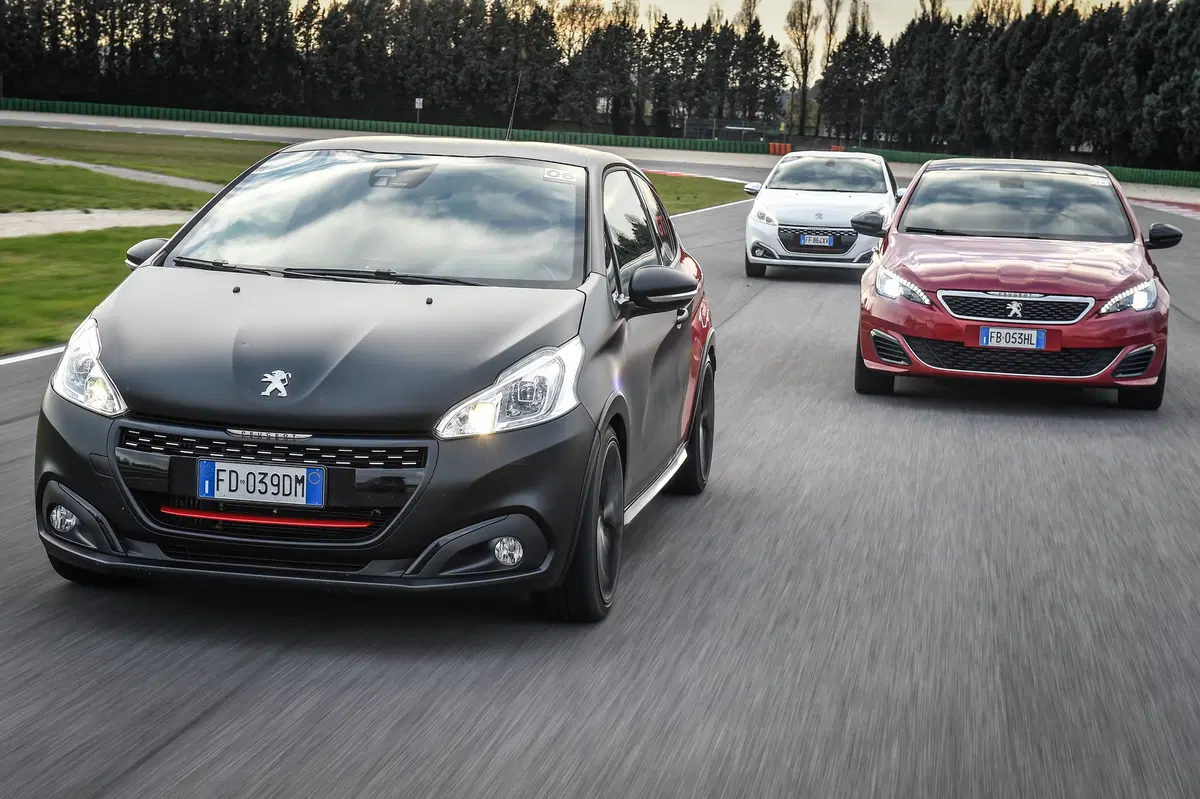 Noi siamo Gti. Ecco i segreti per girare forte in pista (51)