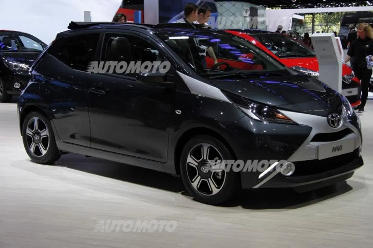 Toyota al Salone di Parigi 2014 (18)