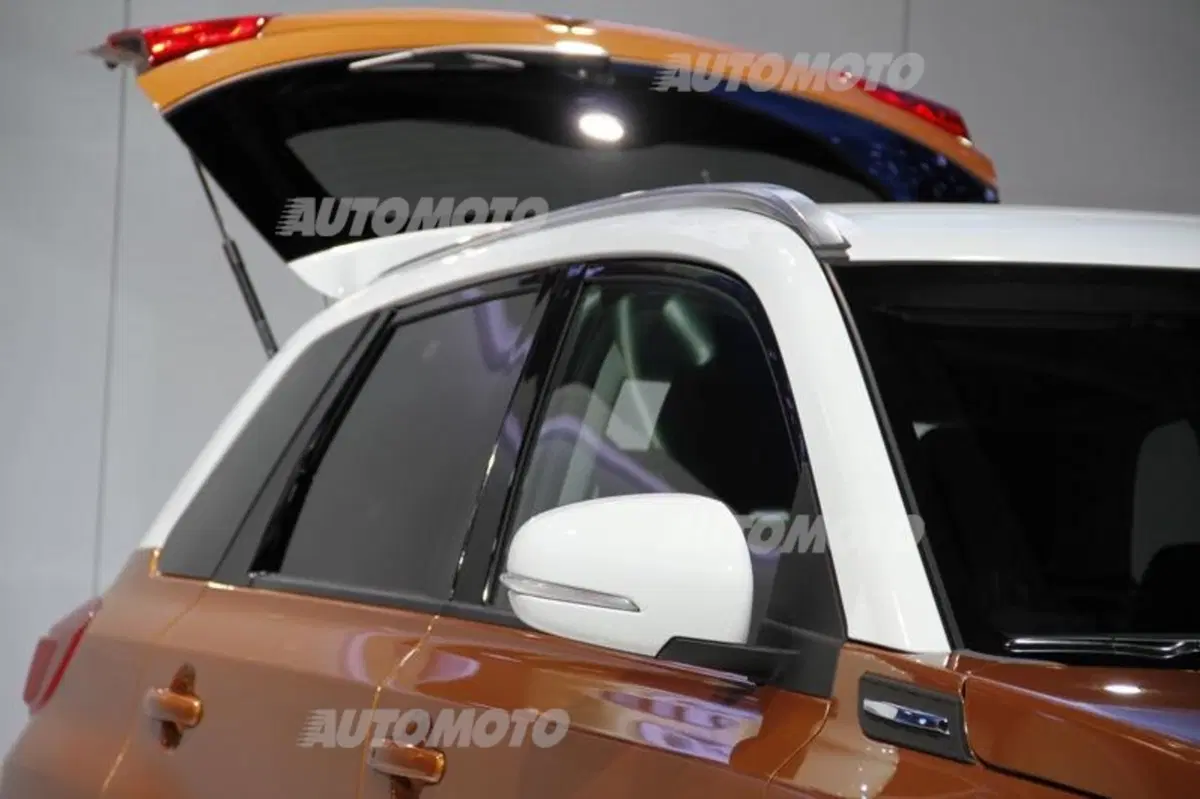 Suzuki al Salone di Parigi 2014 (15)