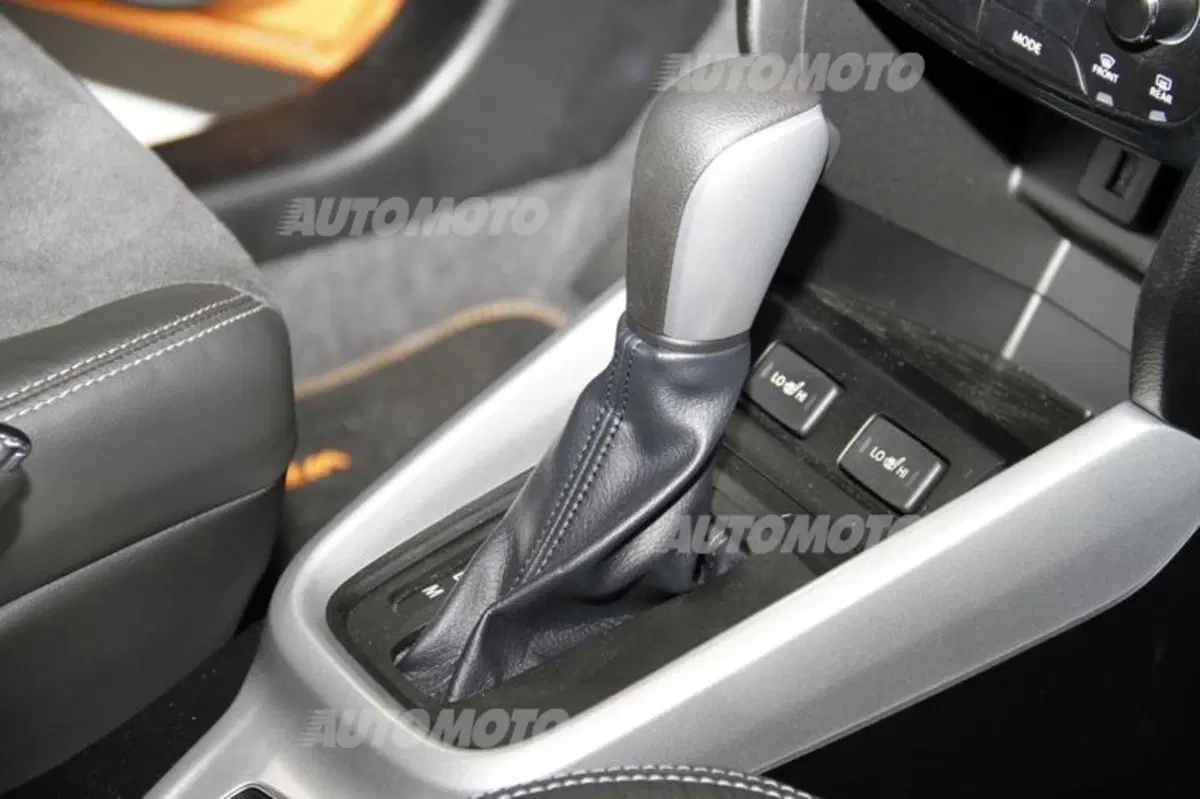 Suzuki al Salone di Parigi 2014 (19)