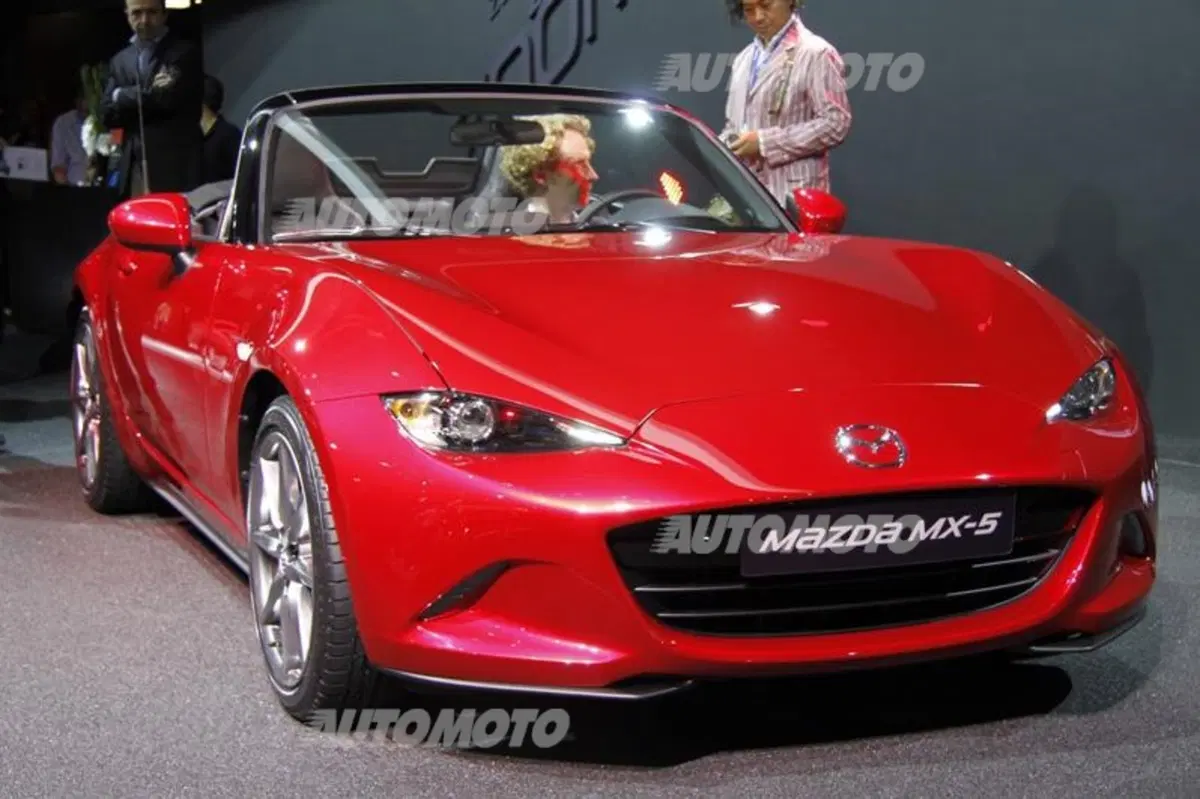 Mazda al Salone di Parigi 2014