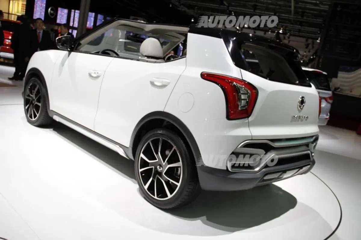 SsangYong al Salone di Parigi 2014 (13)