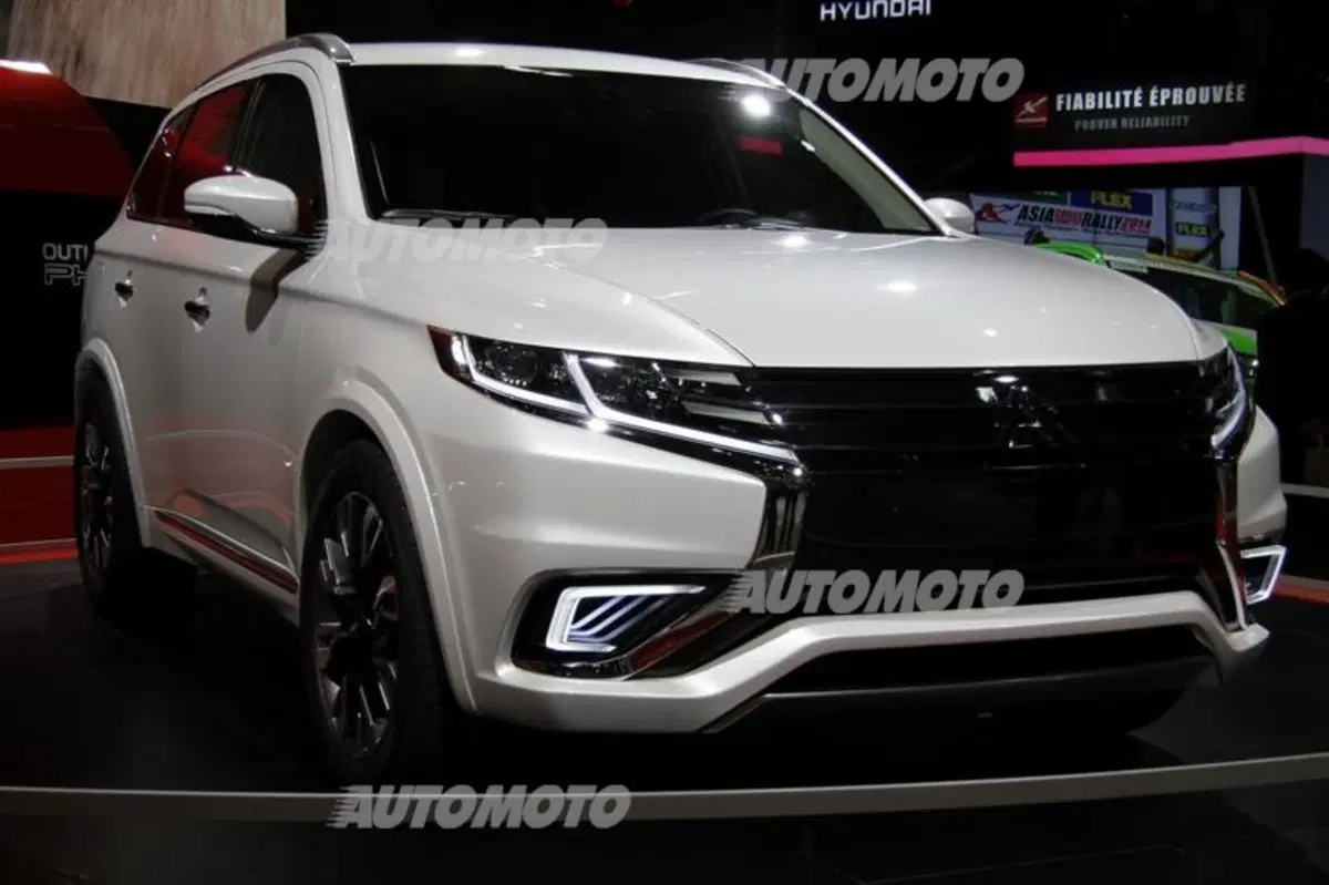 Mitsubishi Salone di Parigi 2014 (12)