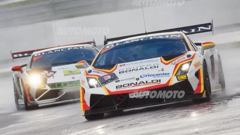 Lamborghini Super Trofeo, N&uuml;rburgring: la legge di Murphy