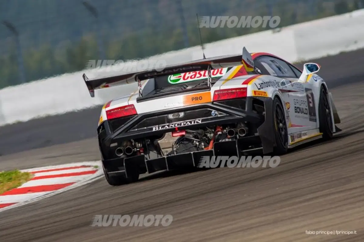 Lamborghini Super Trofeo, Nürburgring: la legge di Murphy (7)