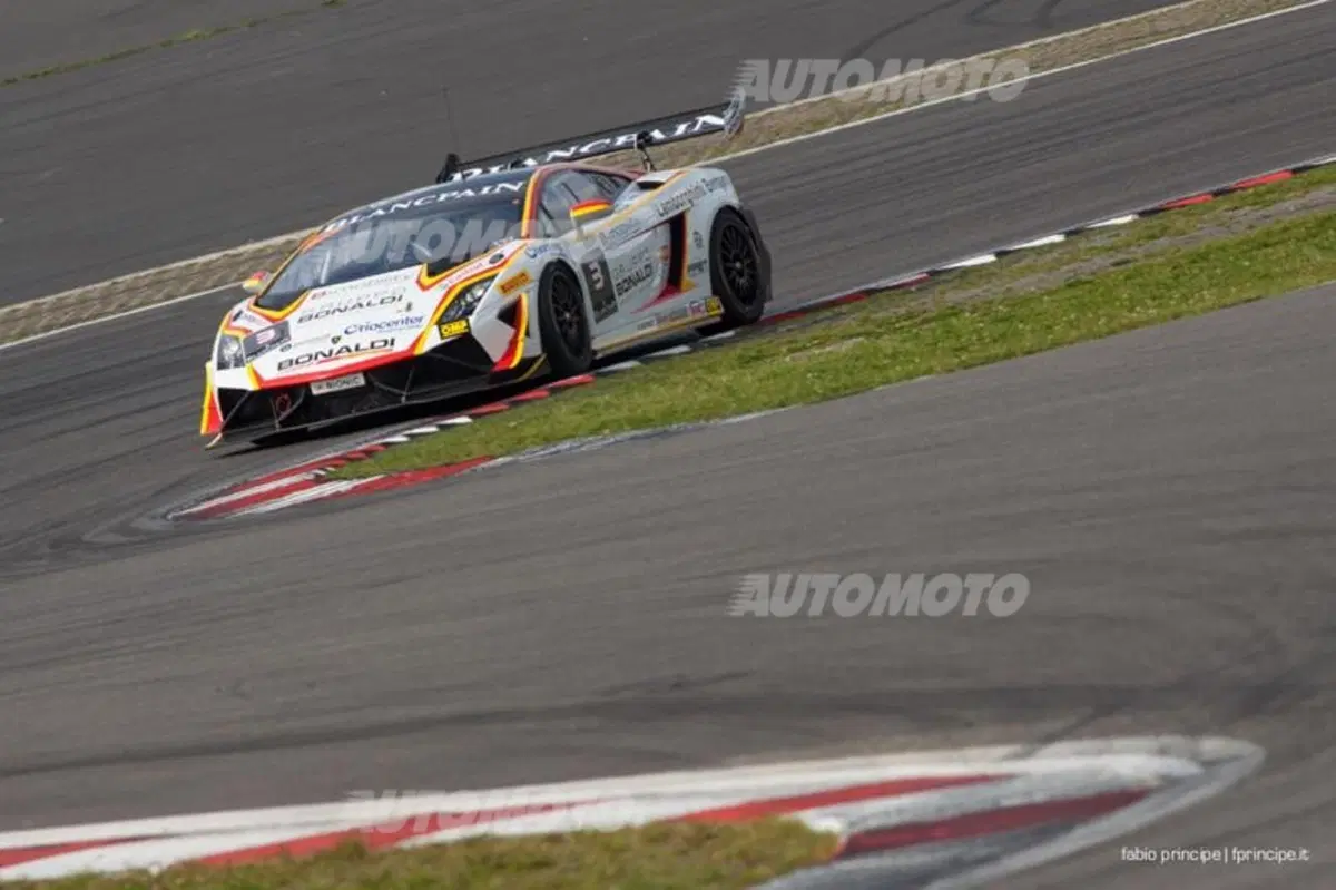 Lamborghini Super Trofeo, Nürburgring: la legge di Murphy (8)