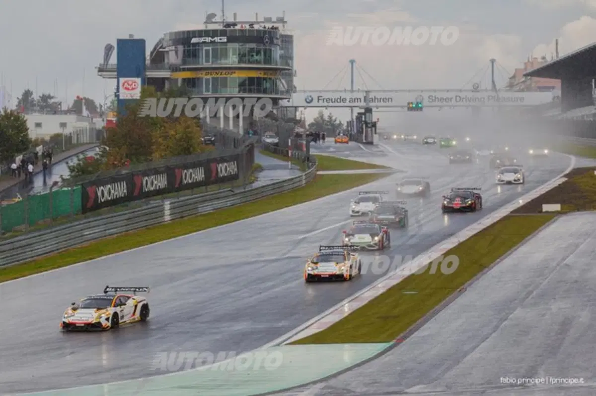 Lamborghini Super Trofeo, Nürburgring: la legge di Murphy (16)