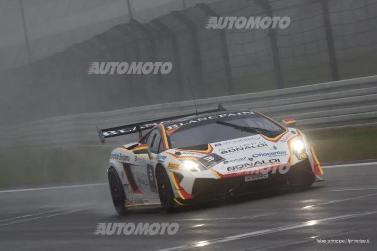 Lamborghini Super Trofeo, Nürburgring: la legge di Murphy (23)