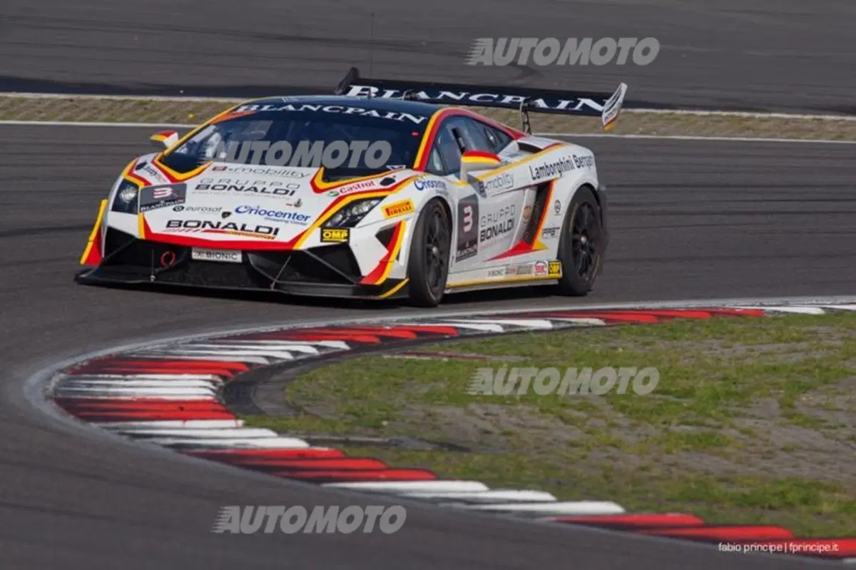 Lamborghini Super Trofeo, Nürburgring: la legge di Murphy (26)