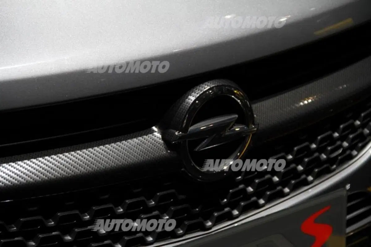 Opel al Salone di Parigi 2014 (9)