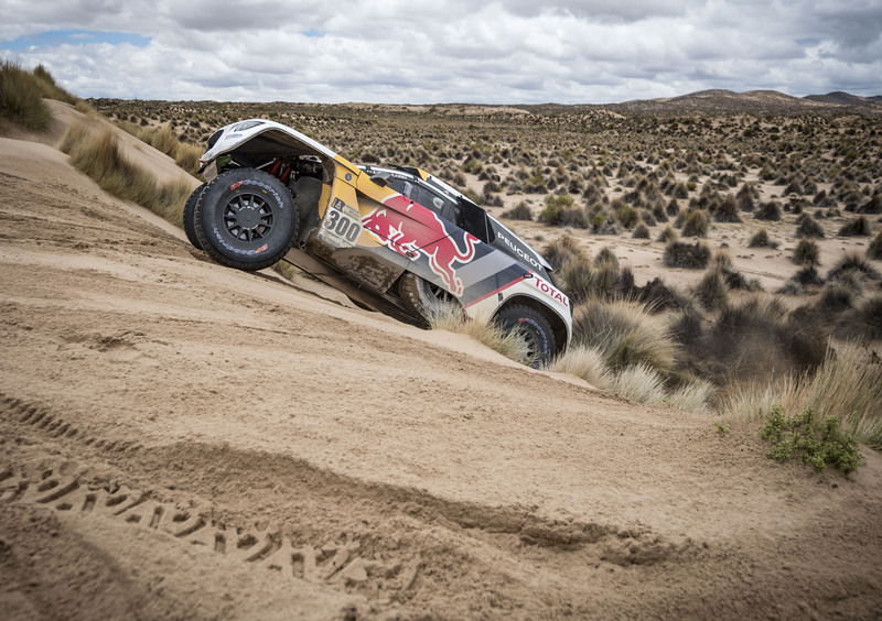 Dakar 2017. Tappa 8, tripletta Peugeot