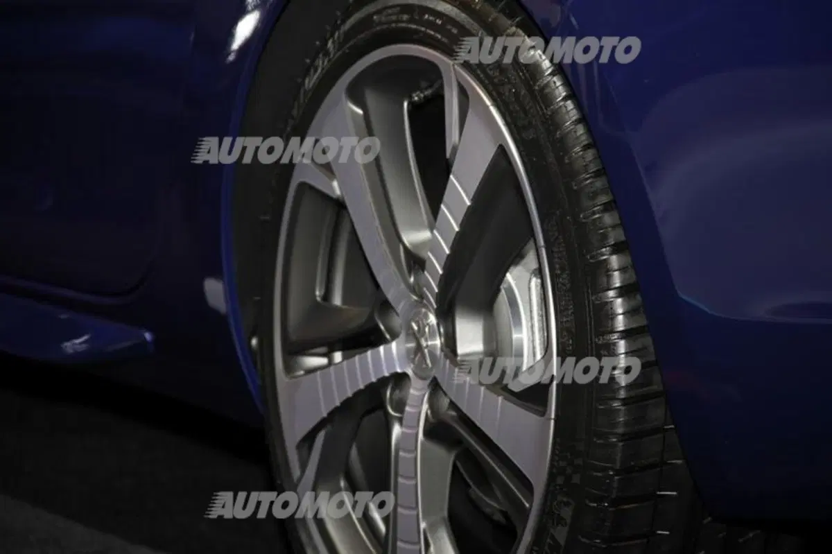 Peugeot Salone di Parigi 2014 (91)