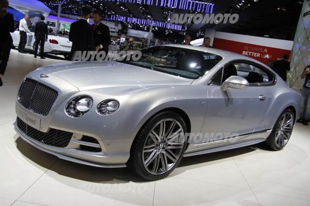 Bentley al Salone di Parigi 2014 (18)
