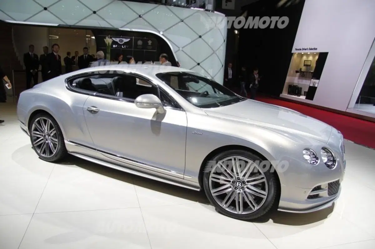 Bentley al Salone di Parigi 2014 (20)