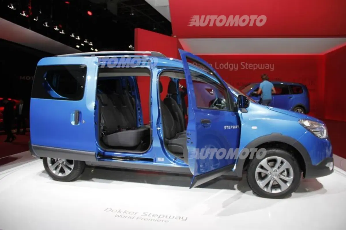 Dacia al Salone di Parigi 2014 (5)