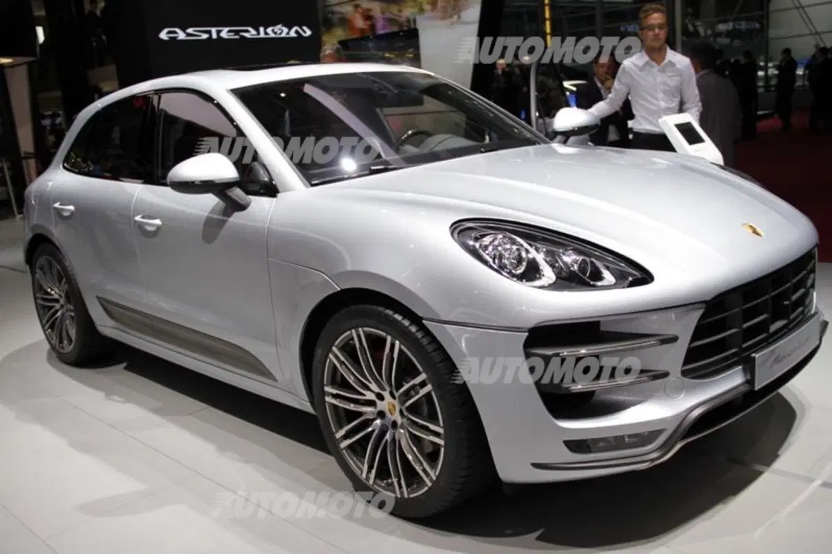 Porsche al Salone di Parigi 2014 (8)
