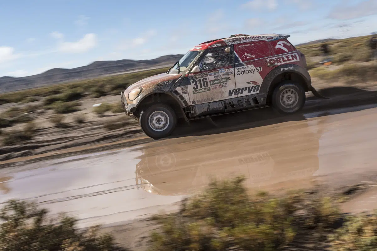 Dakar 2017, Tappa 8: vincono Barreda (Honda) e Loeb (Peugeot), ma è un’altra Giornata Infernale (7)