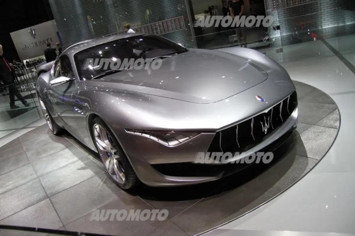 Maserati al Salone di Parigi 2014 (12)