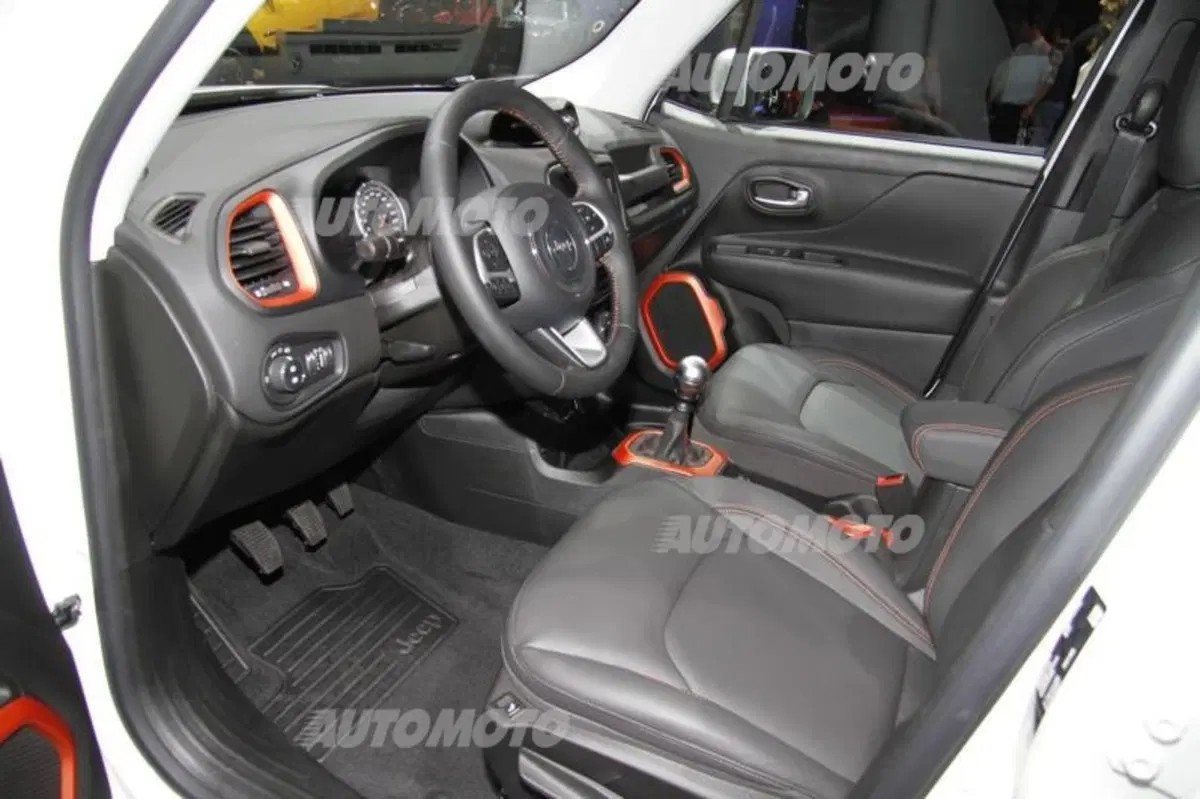 Jeep al Salone di Parigi 2014 (29)