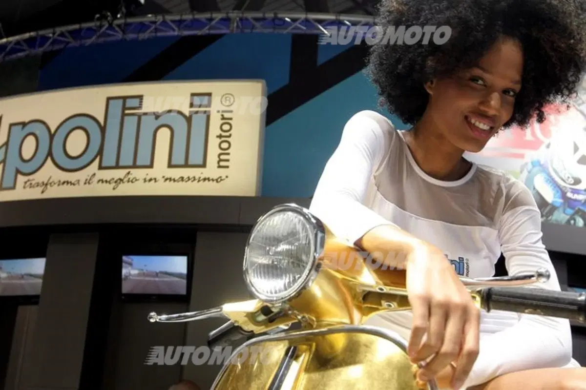 iLike@EICMA 2014: vota le ragazze più belle (22)