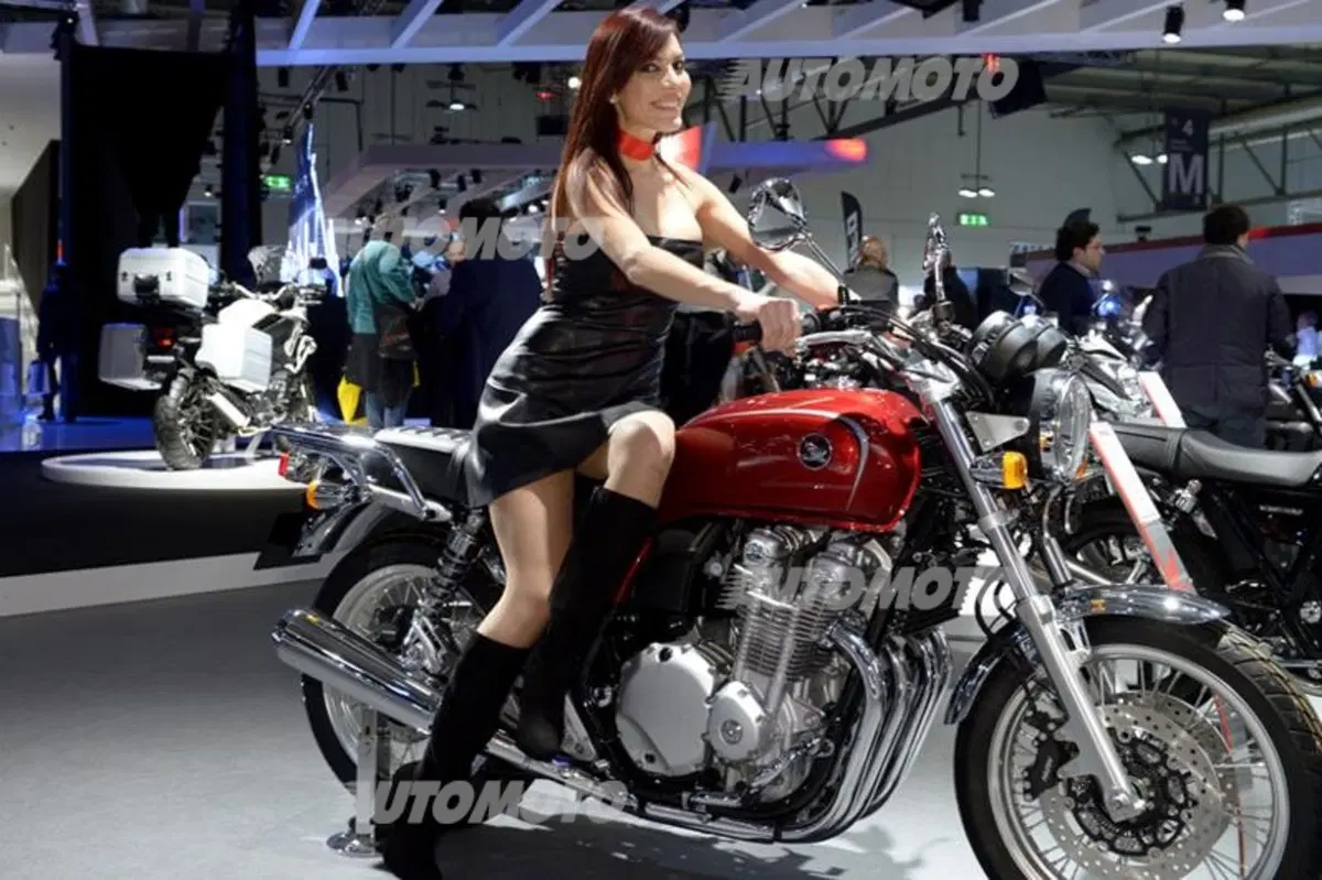 iLike@EICMA 2014: vota le ragazze più belle (35)