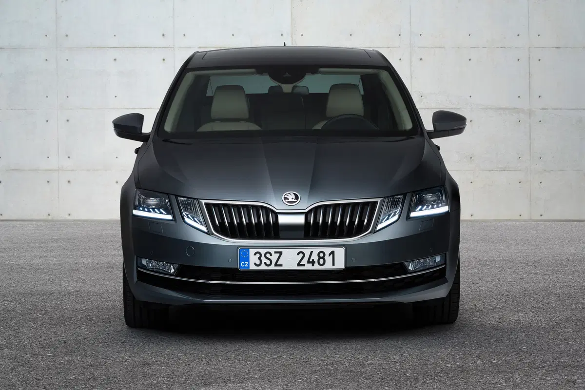 Skoda Octavia restyling 2017 | Com'è dal vivo [Video]