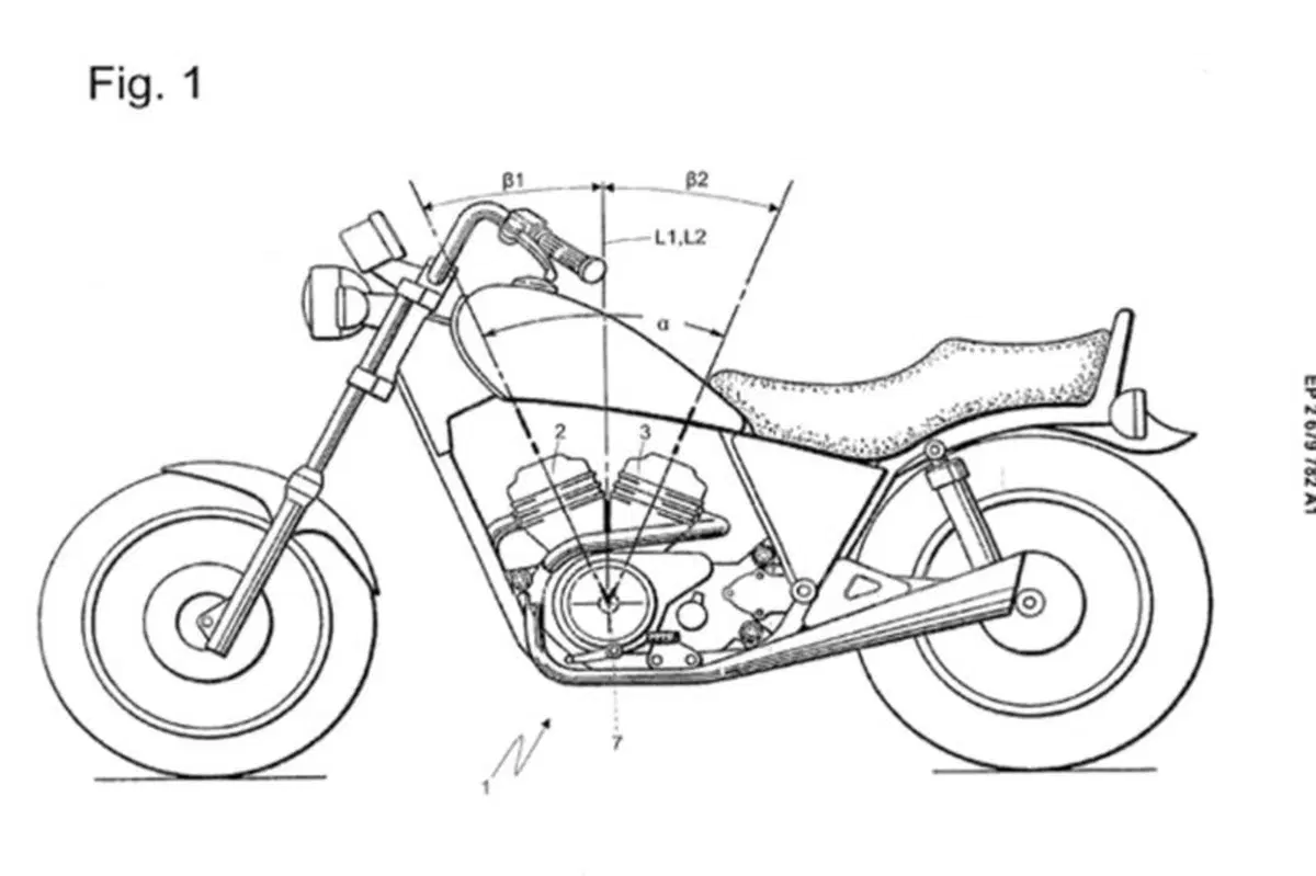 Ferrari deposita un brevetto per un motore V2 (3)