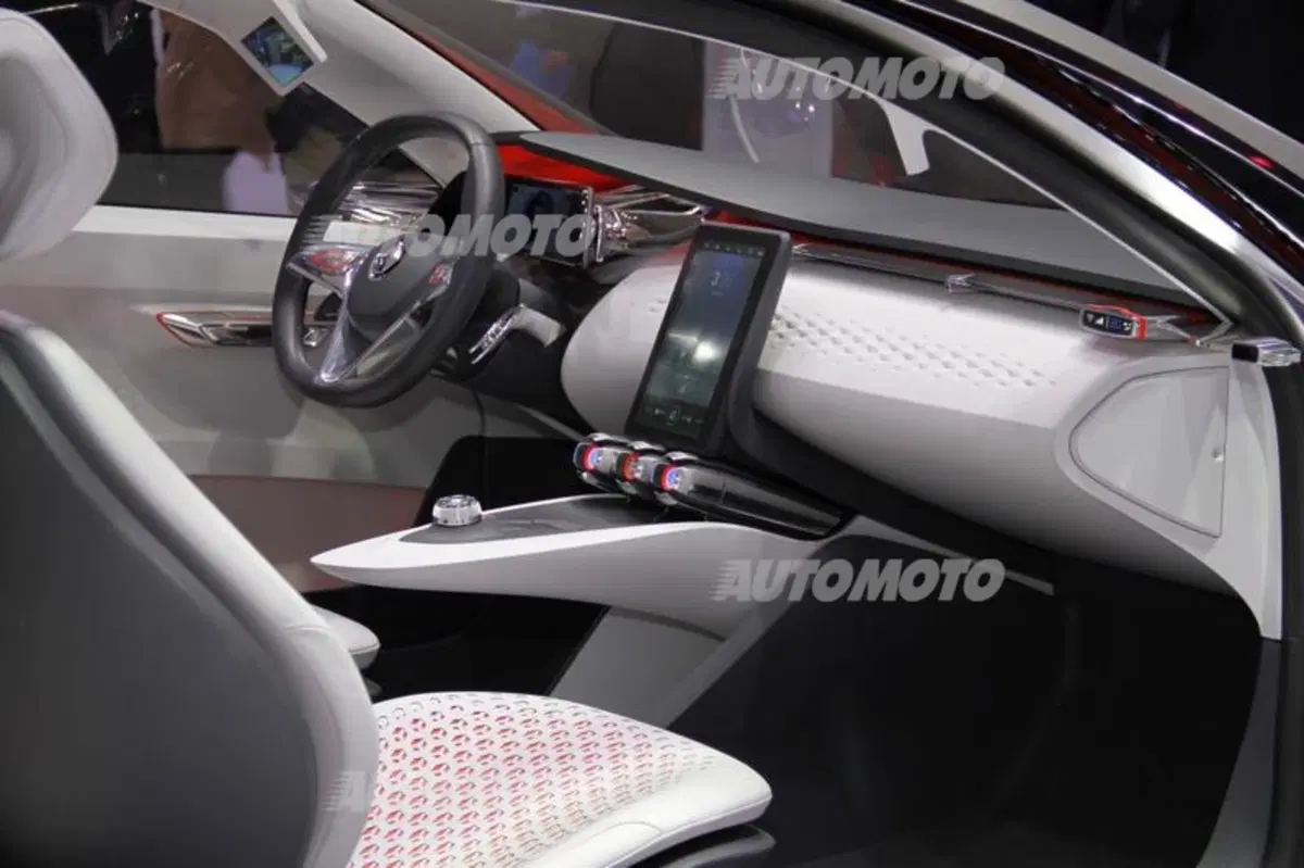 Brunette: «La nuova Espace riporterà in Renault molti clienti» (8)