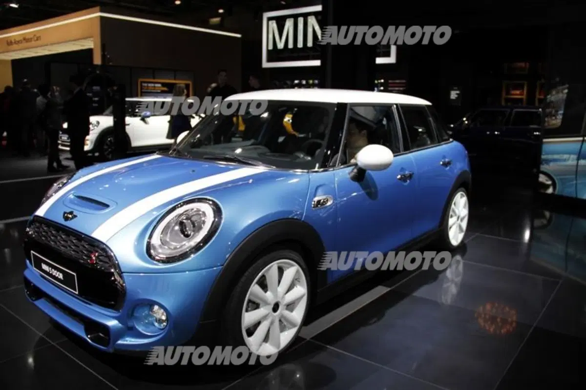 Mini al Salone di Parigi 2014