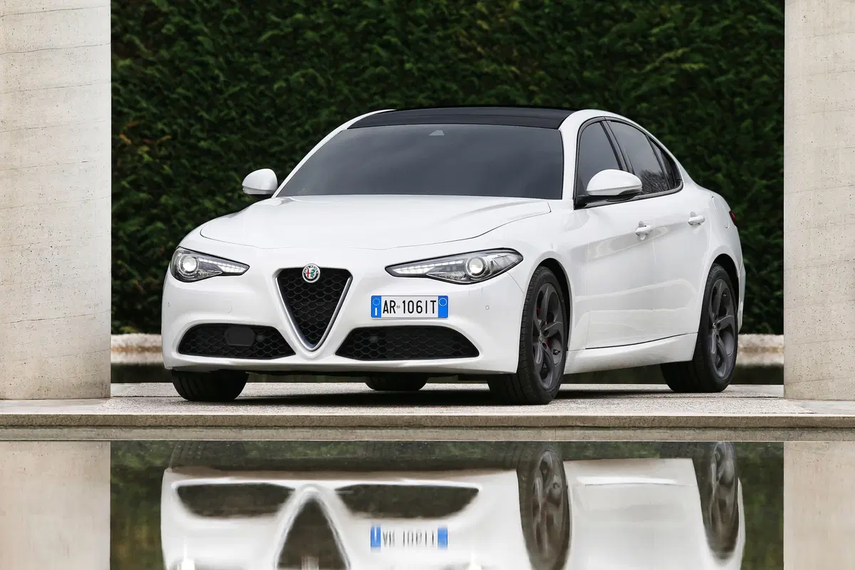 Alfa Romeo Giulia diesel 2.2 180 CV [Video Prime Impressioni] (7)