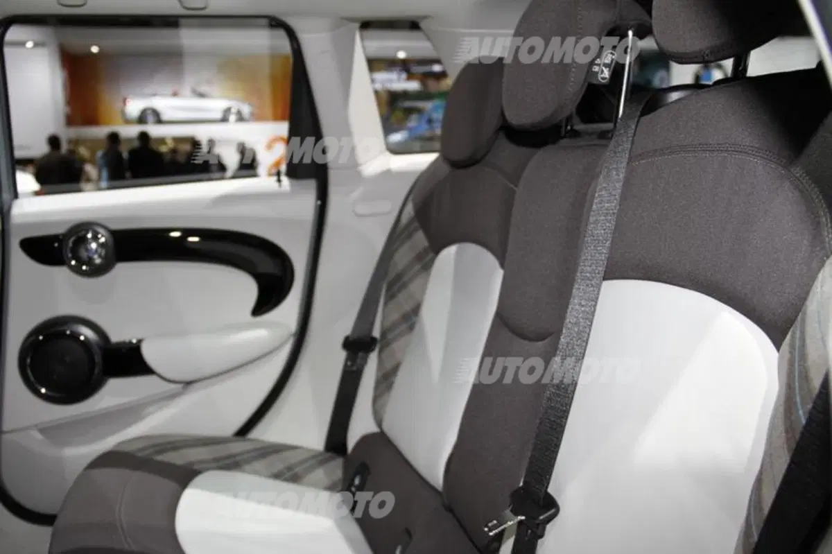 Mini al Salone di Parigi 2014 (30)