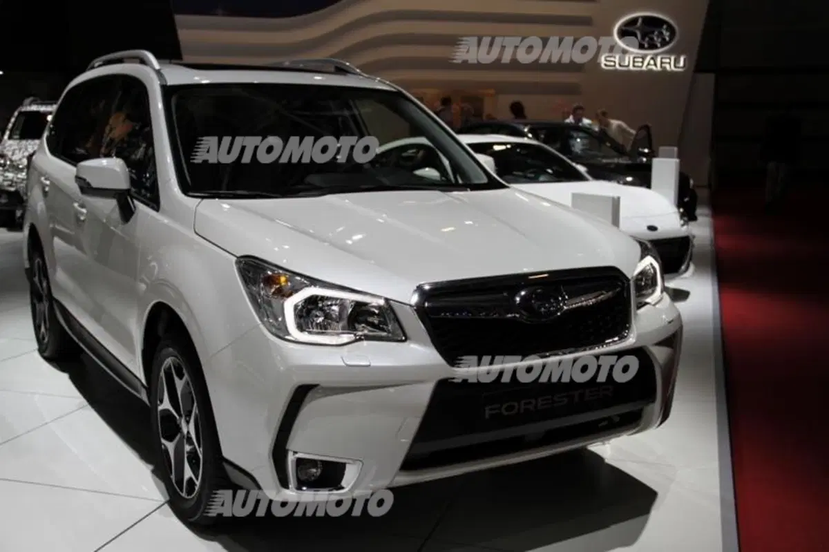 Subaru al Salone di Parigi 2014 (3)
