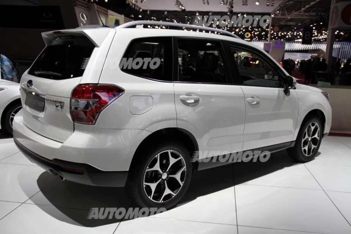 Subaru al Salone di Parigi 2014 (6)