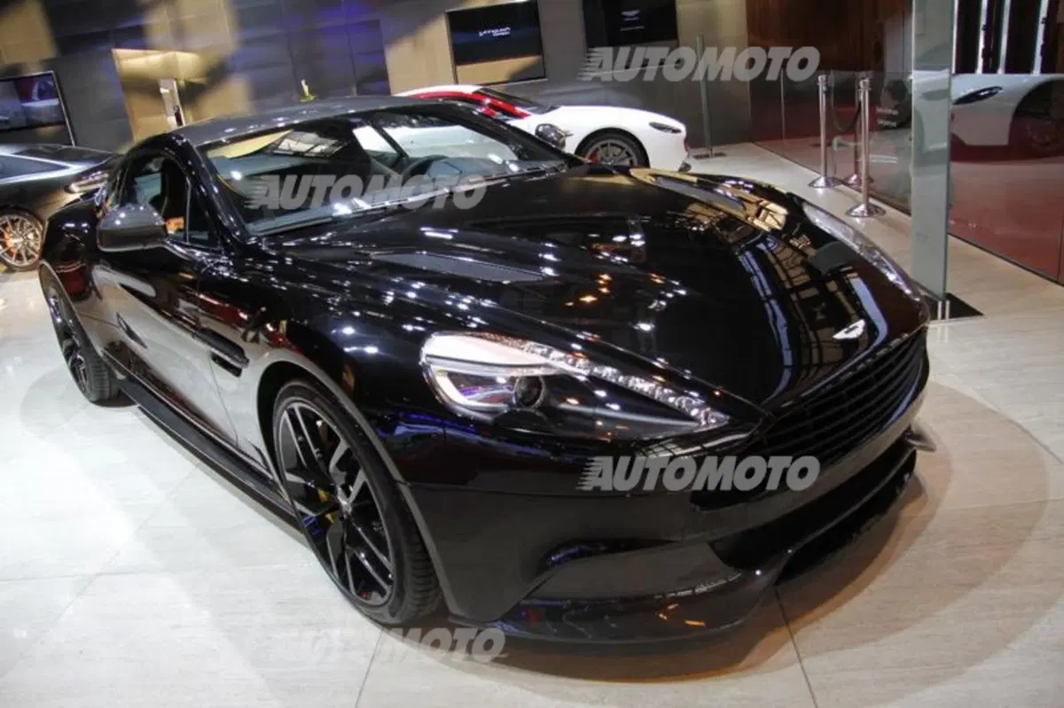 Aston Martin al Salone di Parigi 2014 (5)