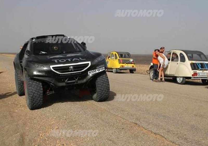 OiLibya Rally. La Peugeot 2008 DKR prova in Marocco