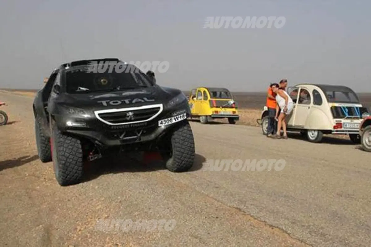 OiLibya Rally. La Peugeot 2008 DKR prova in Marocco