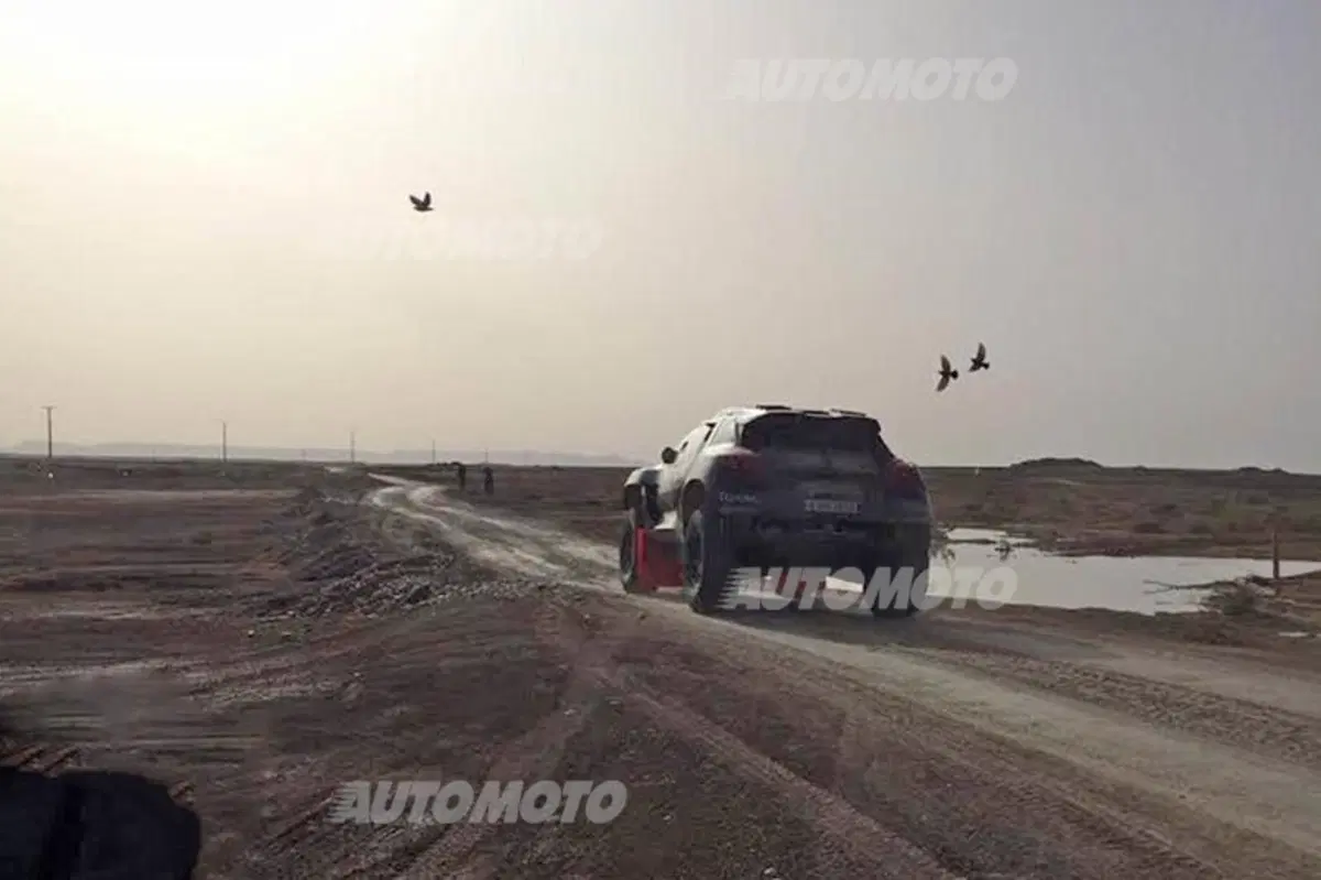 OiLibya Rally. La Peugeot 2008 DKR prova in Marocco (7)