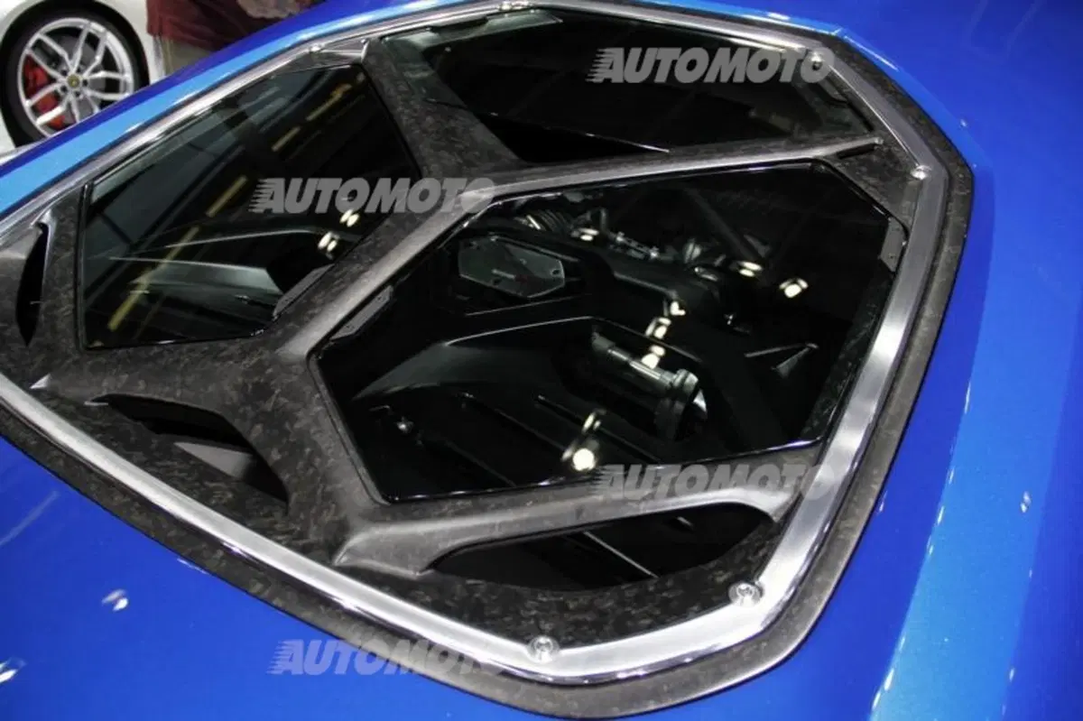 Lamborghini Asterion: il nuovo sistema ibrido in un video (11)