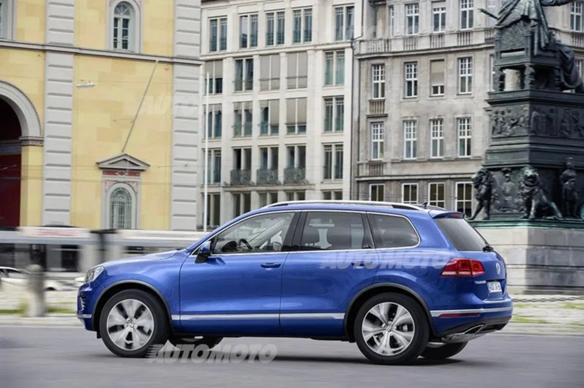 Volkswagen Touareg restyling (17)