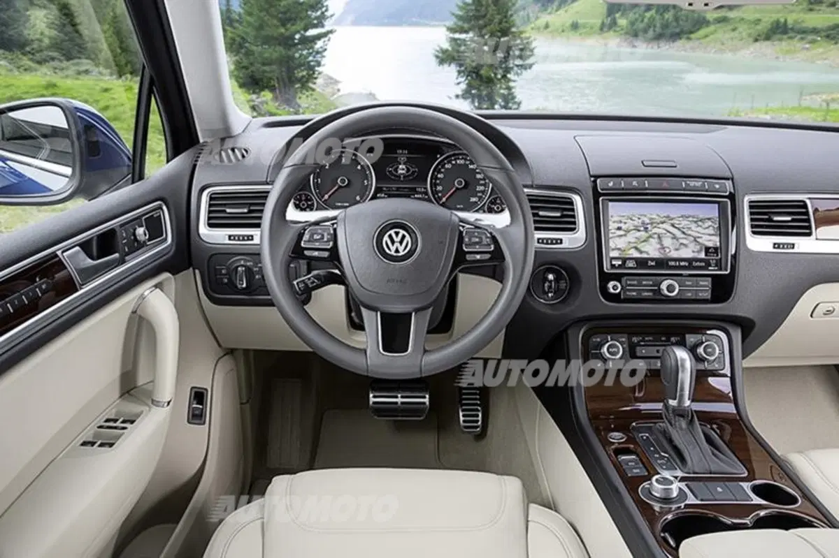 Volkswagen Touareg restyling (21)