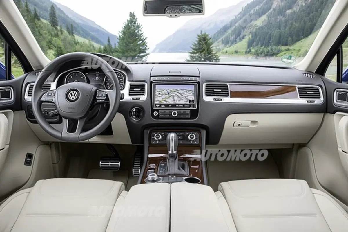 Volkswagen Touareg restyling (26)